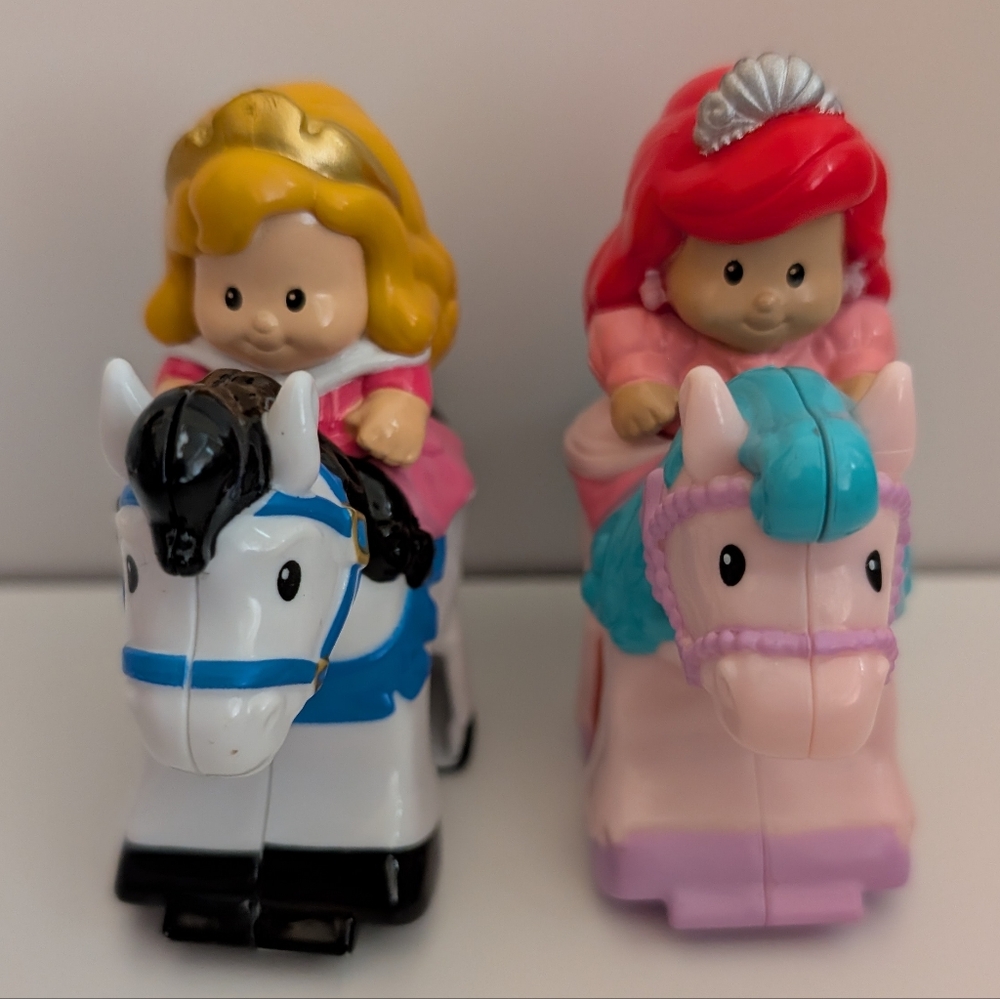 Make An Offer - Klip Klop Horses; Ariel & Aurora